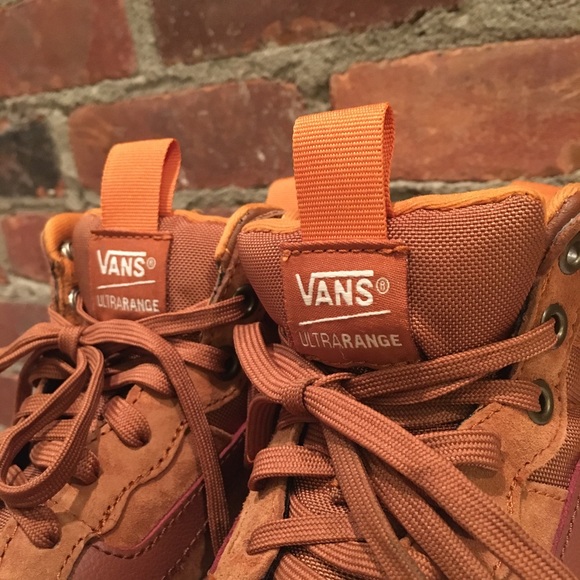 Vans UltraRange Hi MTE Shoes - Picture 4 of 9